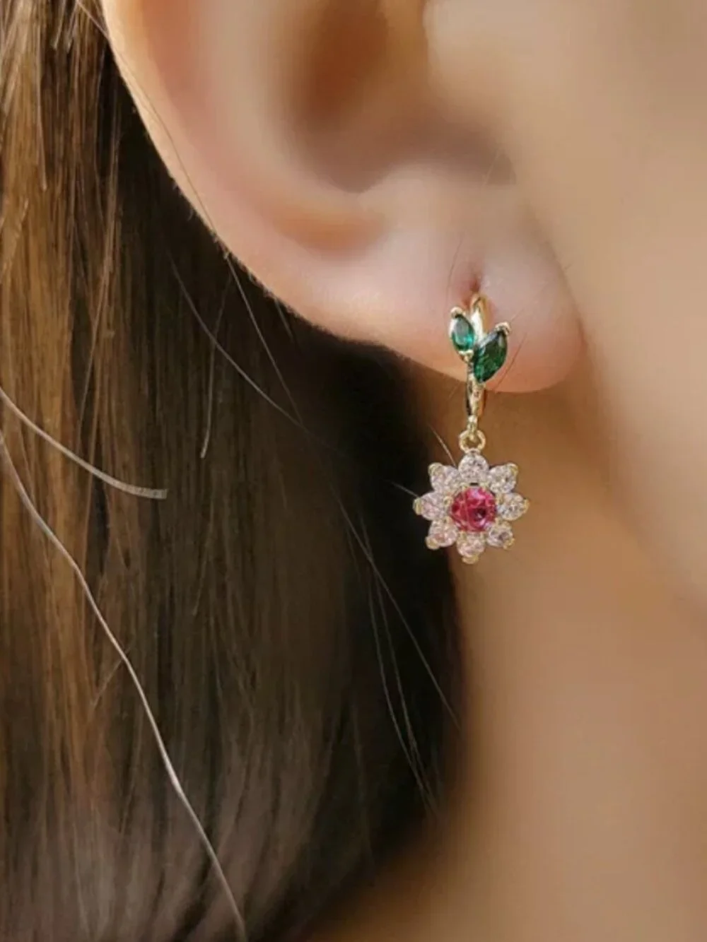 Kate Spade New York Pink Crystal Flower Drop Earrings Gold Tone Floral Dangle